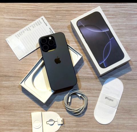 Apple iPhone 16 Pro Black Titanium 256GB/8GB — Bakı
