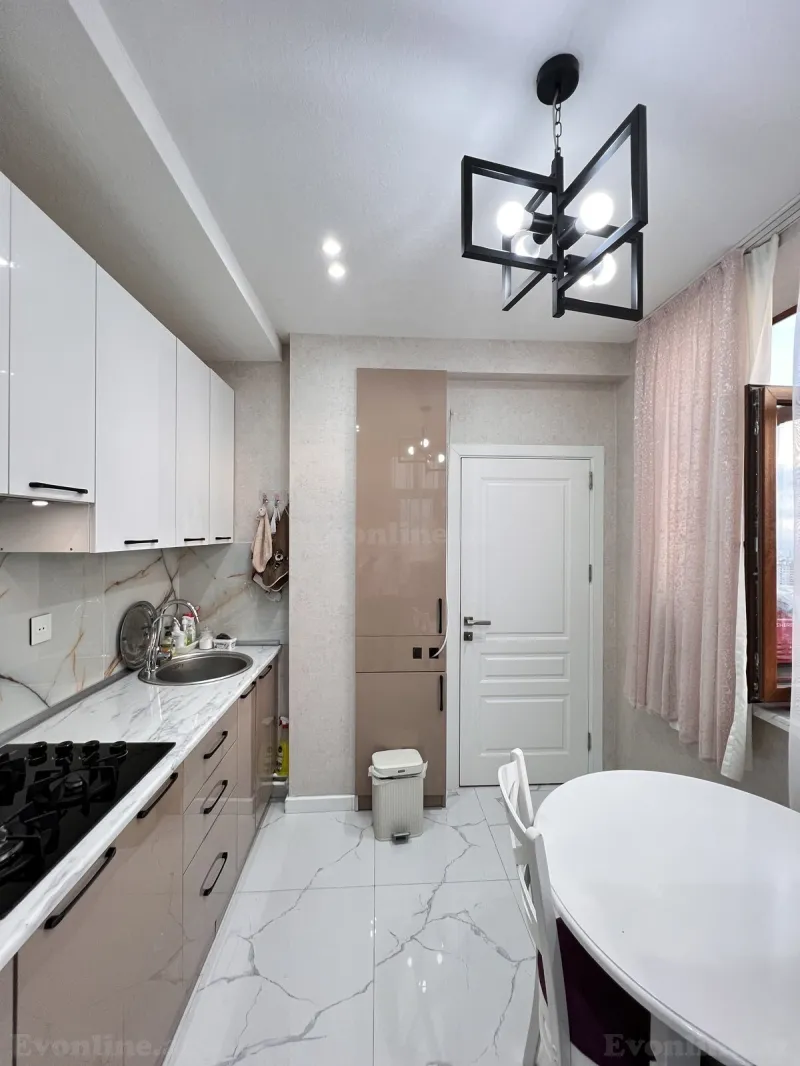 Satılır 3 otaqlı Mənzil Yeni tikili 86 m² Bakı, Xətai r., Əhmədli m — Mənzil, Bakı (6)