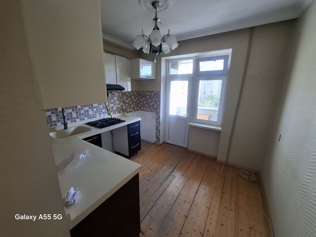 Satılır 3 otaqlı köhnə tikili 67 m² — Mənzil, Bakı (4)
