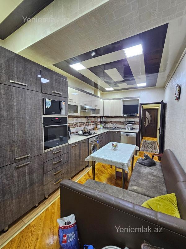 Satılır 3 otaqlı Bina evi menzil (Köhnə tikili), 72 m², 9-cu mikrorayon — Mənzil, Sumqayıt (9)