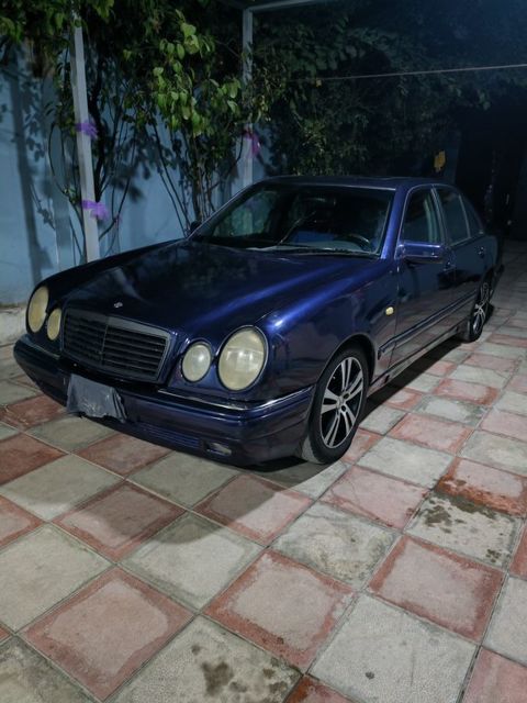 Mercedes E 280, 2.8 L, 1996 il, 518 000 km — Xırdalan