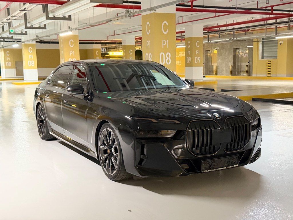 BMW 740, 3.0 L, 2022 il, 29 000 km — Avtomobillər, Bakı (4)