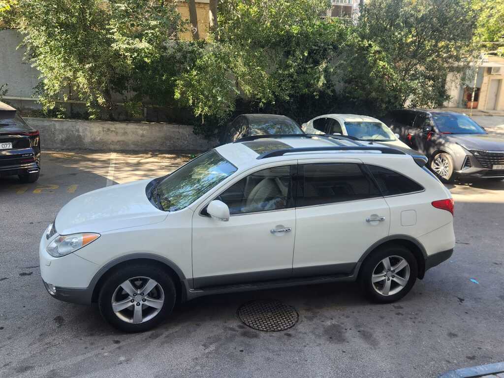 Hyundai Veracruz, 3.0 L, 2007 il, 350 000 km 77-YB-995 — Avtomobillər, Bakı (2)