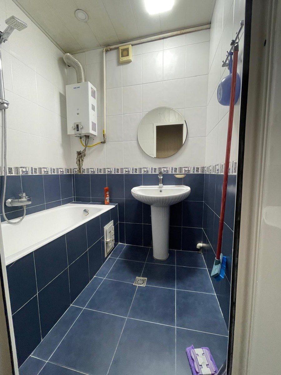 Satılır 4 otaqlı köhnə tikili 105 m² — Mənzil, Bakı (11)