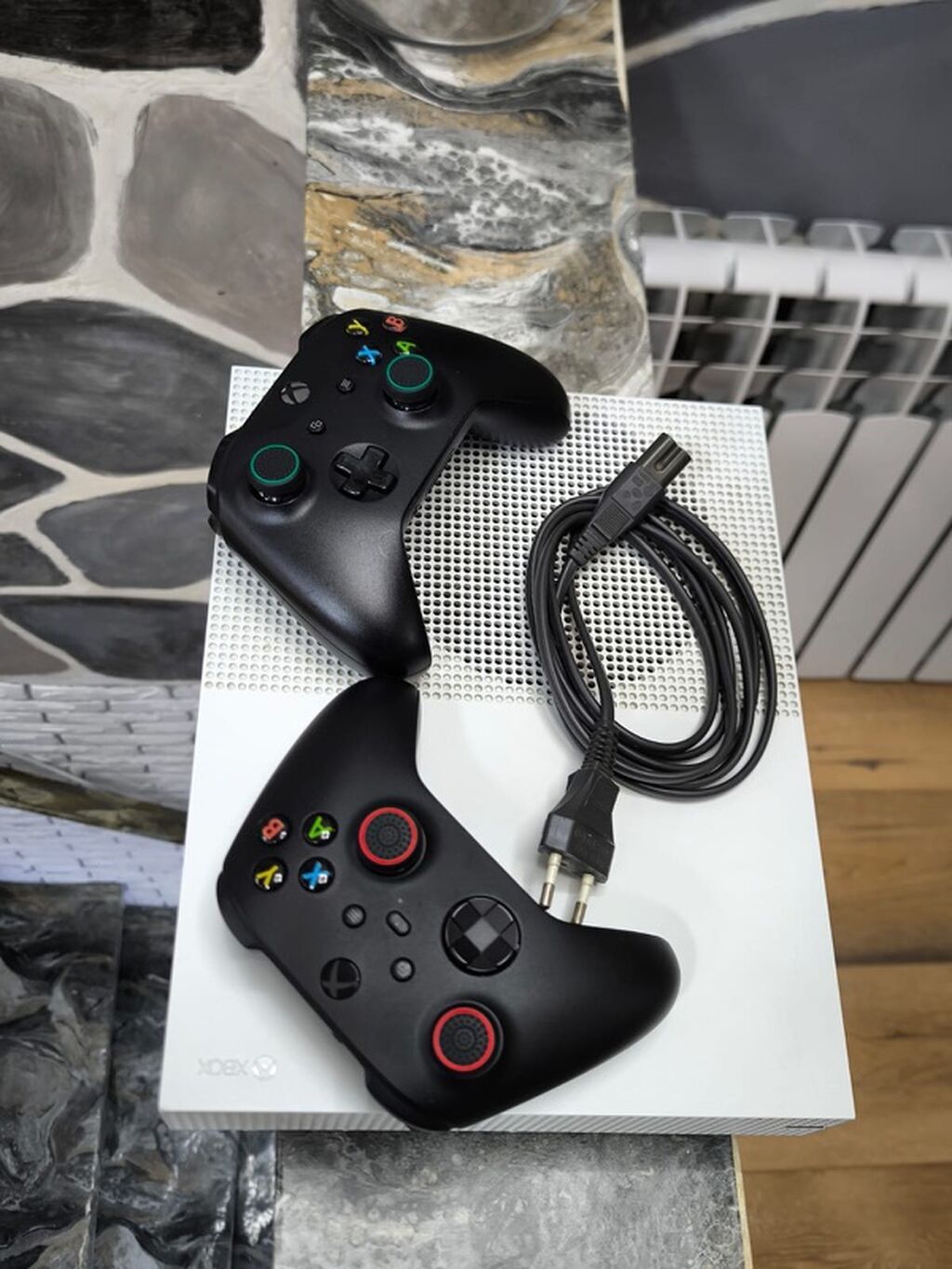 Xbox One S oyun konsolu paketi - Rəng: ağ (korpusu ventilyasiya — Oyun konsolları, Bakı (4)