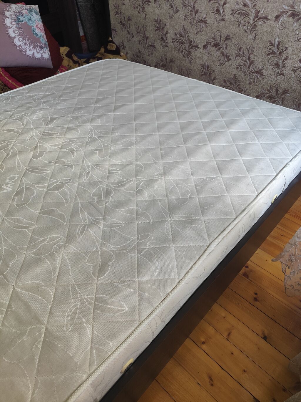 İşlənmiş, İkinəfərlik çarpayı, Bazasız, Matras ilə, Siyirməsiz, Azərbaycan — Yataqlar, Sumqayıt (2)