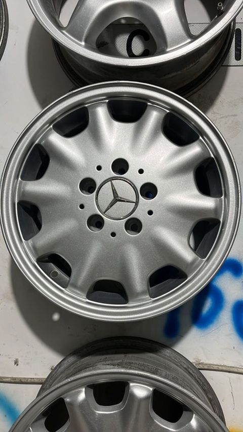 Mercedes-Benz orijinal yüngül lehimli disk R15 İdeal Vəziyətə 4 ədədi — Masallı