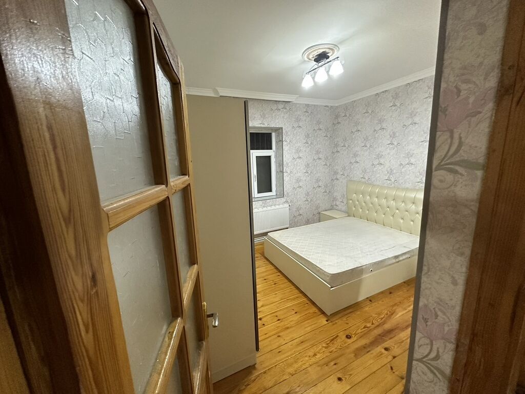 Binəqədi qəsəbəsində 3 otaqlı həyət evi satılır Əla yerləşmə — Ev, villa, Quba (7)