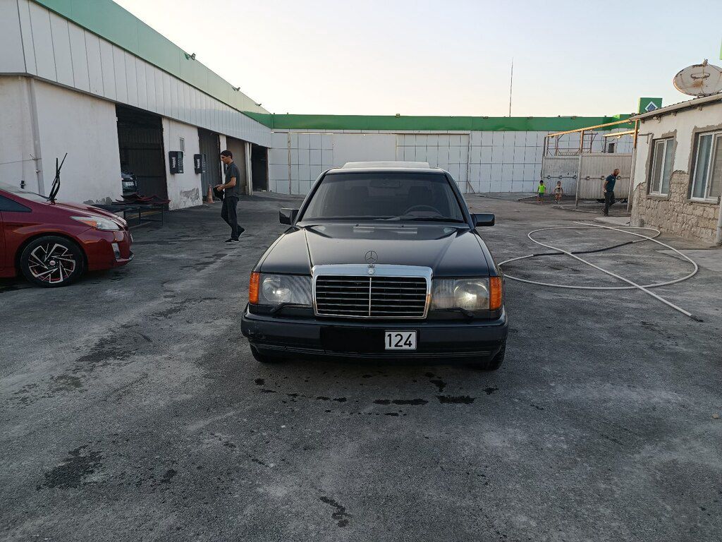 Mercedes 300 E, 3.0 L, 1988 il, 393 939 km — Avtomobillər, Sumqayıt