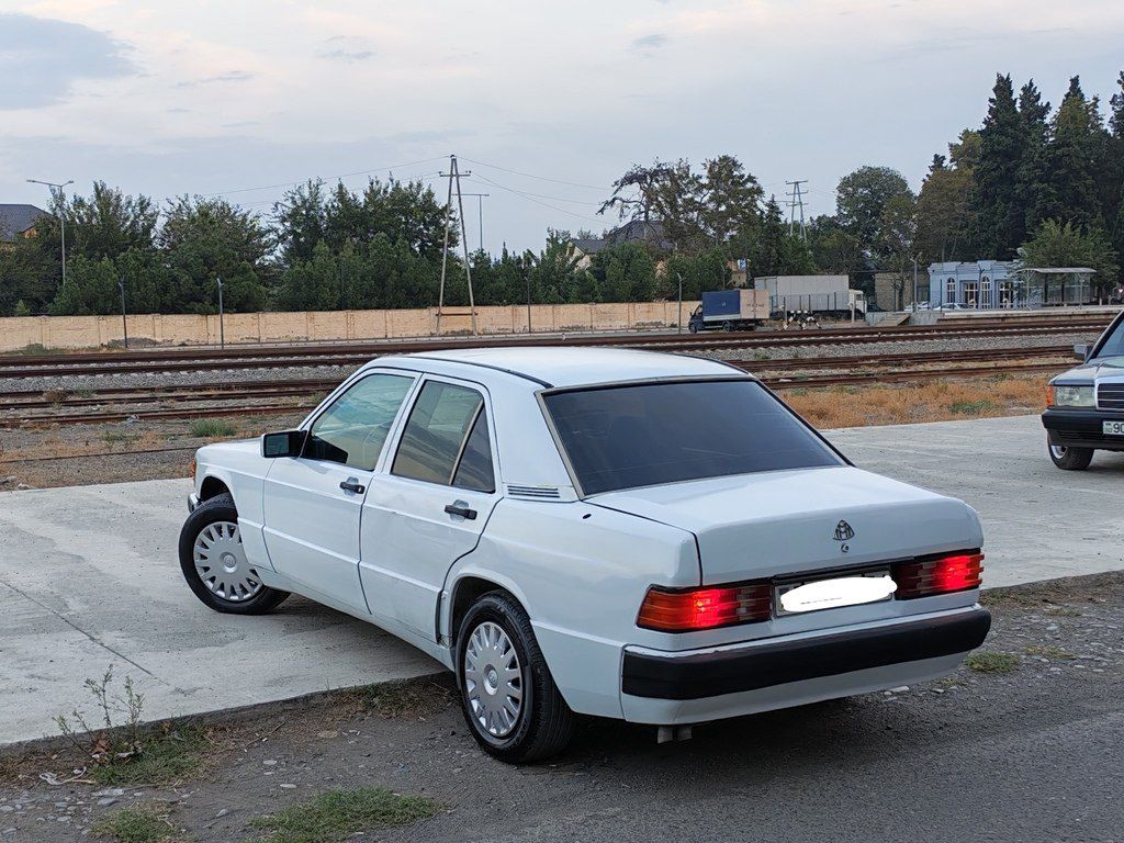 Mercedes 190, 2.0 L, 1991 il, 214 518 km — Avtomobillər, Bərdə (6)
