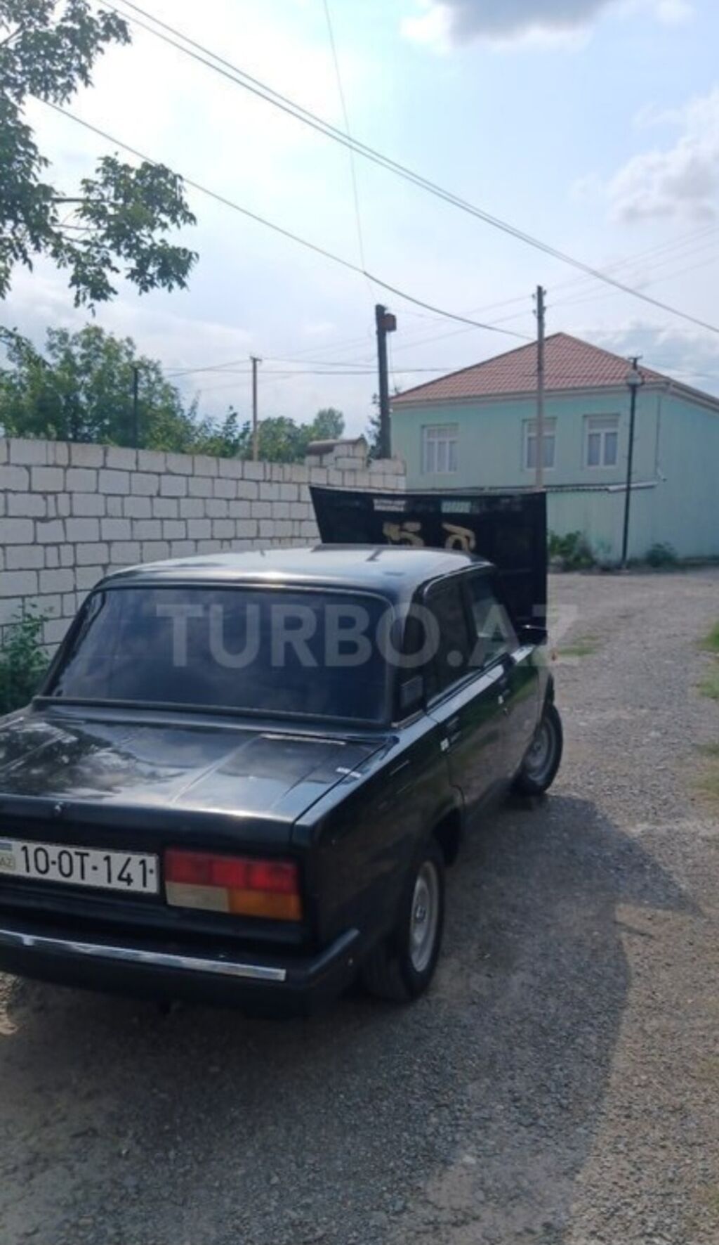 VAZ 2107, qara sedan. - Kuzov: klassik 4 qapılı sedan, qara rəng 10-OT-141 — Avtomobillər, Gəncə (2)