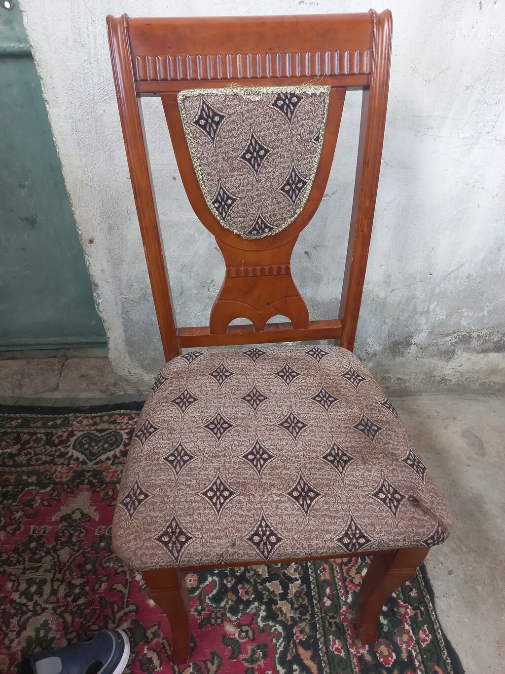 Klassik üslubda yemək və qonaq otağı mebel dəsti 2 kreslo 1 divan — Masalar və stullar, Xırdalan (2)