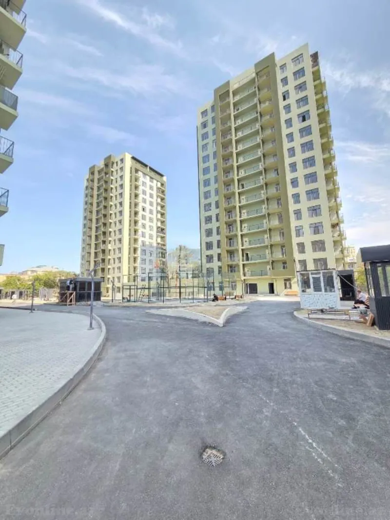 Satılır 2 otaqlı Mənzil Yeni tikili 84 m² Bakı, Yasamal r., Nizami m — Bakı