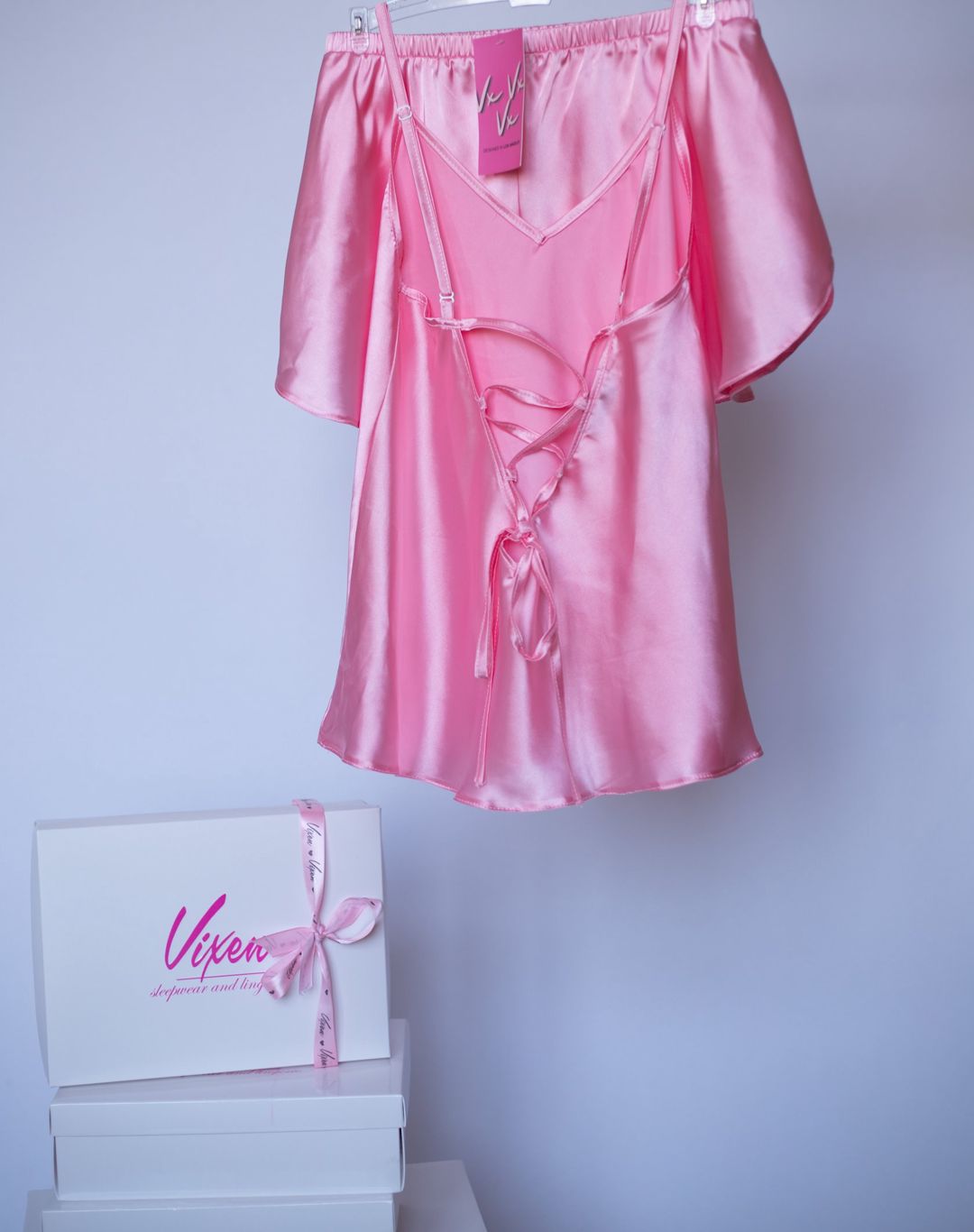 Qadınlar üçün Şortlu pijama dəsti Vixen 2301106000009, çəhrayı, satin, ölçü L — Mallar, Bakı