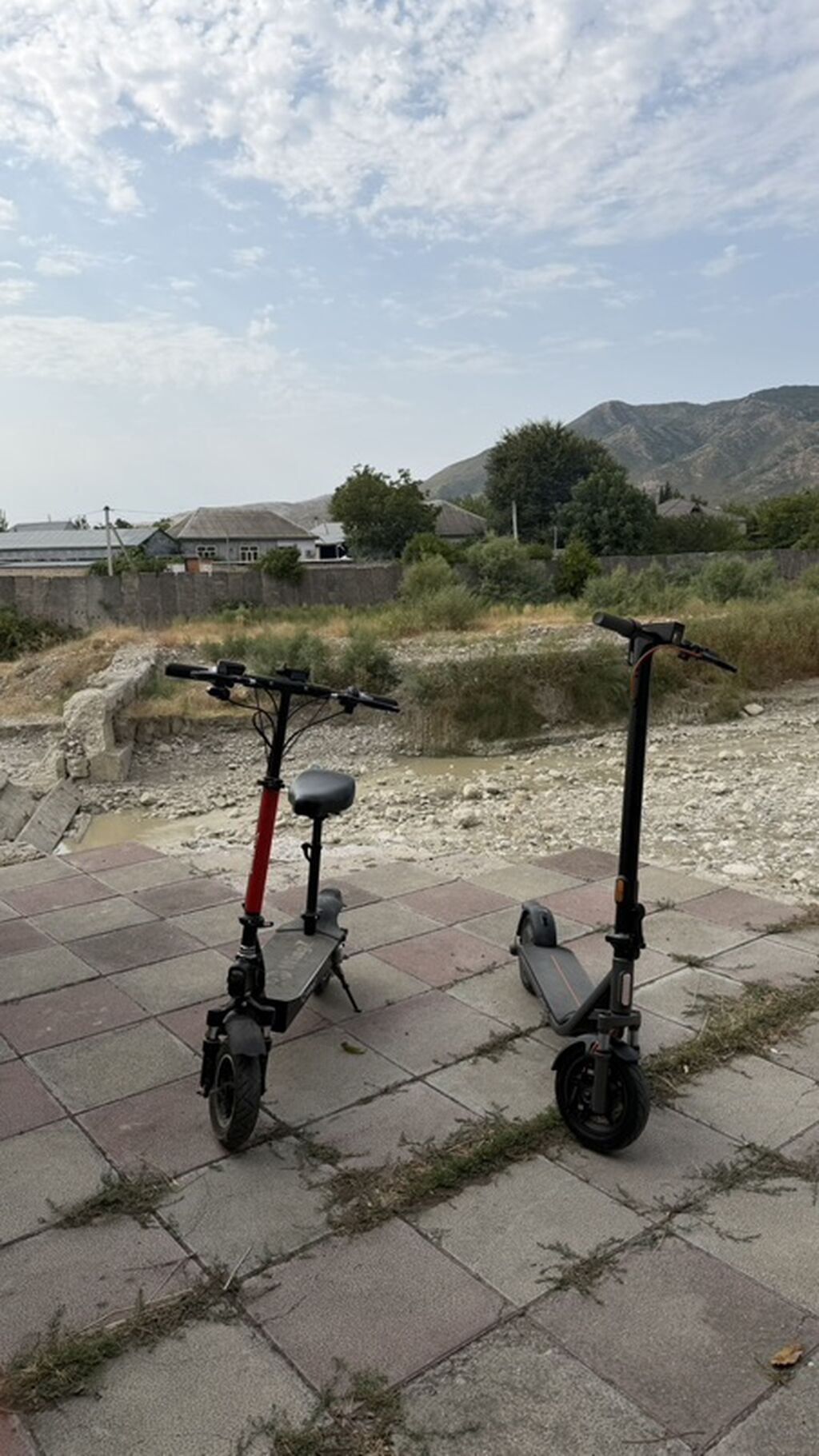 İşlənmiş Elektrik samokat 10", 351 - 500 Vt, 16 - 25 km/s, Pulsuz çatdırılma — Skuterlər, Ağsu (2)