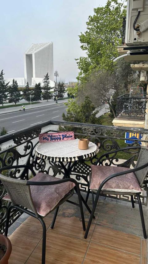 Satılır 3 otaqlı köhnə tikili 64 m² — Bakı