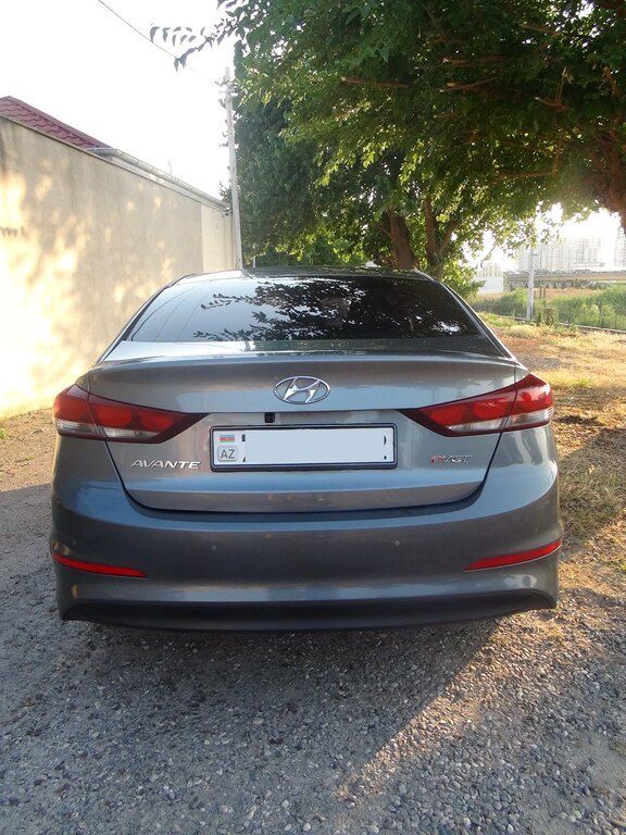 Hyundai Avante, 1.6 L, 2015 il, 217 000 km — Avtomobillər, Bakı (2)