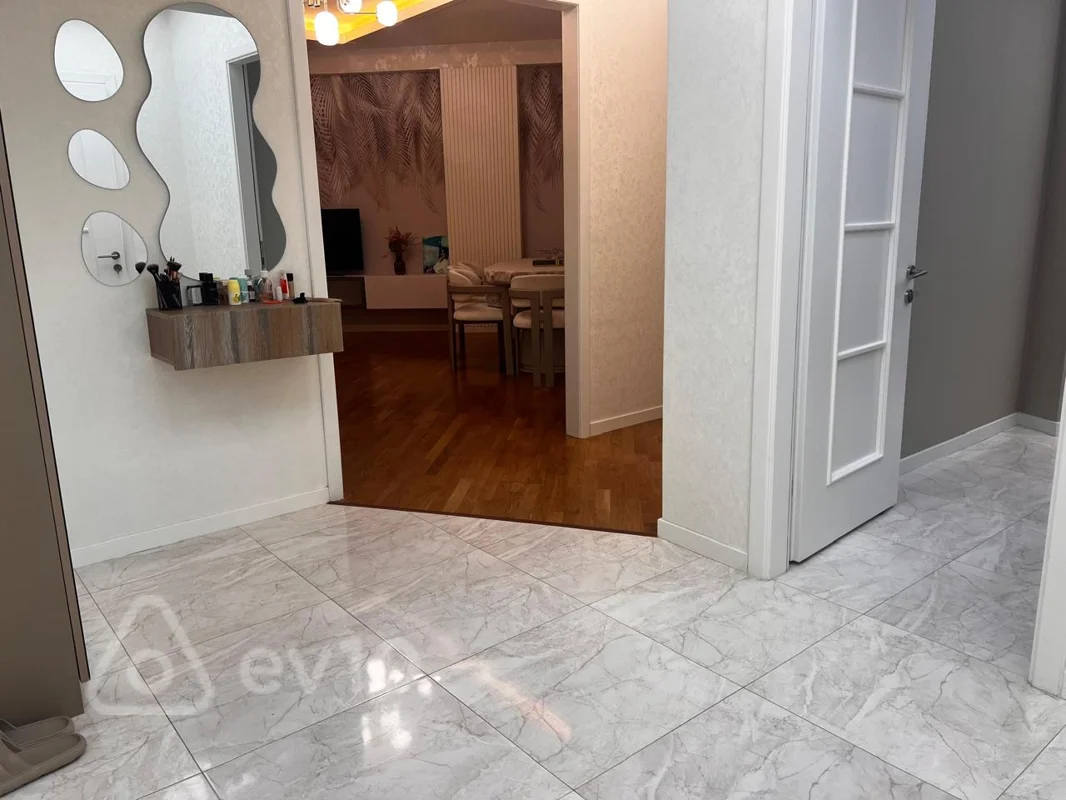2 otaqlı mənzil, 85 m², Elmlər Akademiyasl Metrosu və Qələbə dairəsi yaxınlığı — Mənzil, Bakı (10)
