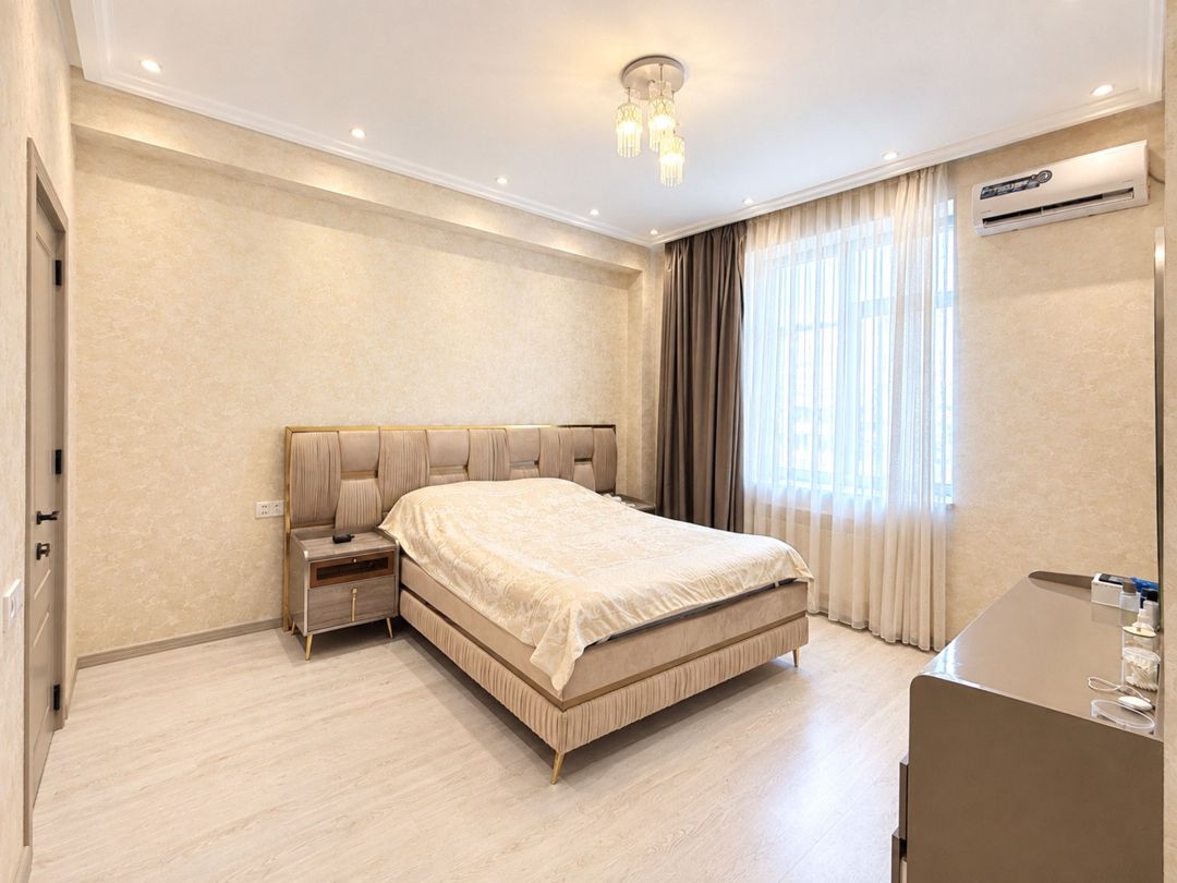 Satılır 3 otaqlı yeni tikili 150 m² — Mənzil, Bakı (9)