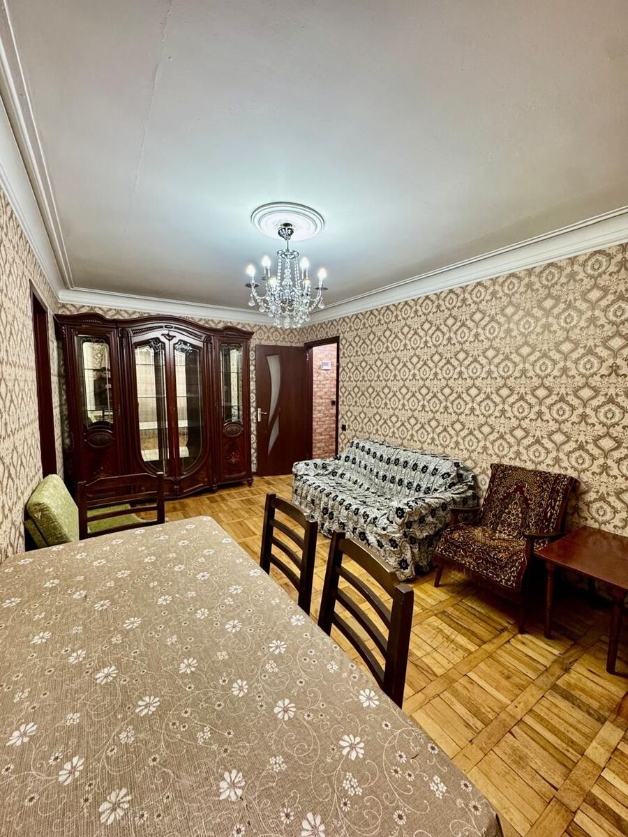 Satılır 2 otaqlı köhnə tikili 55 m² — Mənzil, Bakı (2)