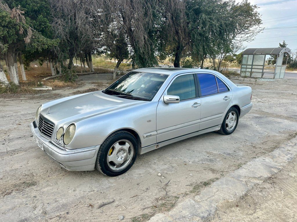 Mercedes E 230, 2.3 L, 1996 il, 273 500 km 90-LJ-707 — Avtomobillər, Sumqayıt
