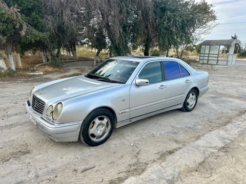 Mercedes E 230, 2.3 L, 1996 il, 273 500 km — Sumqayıt
