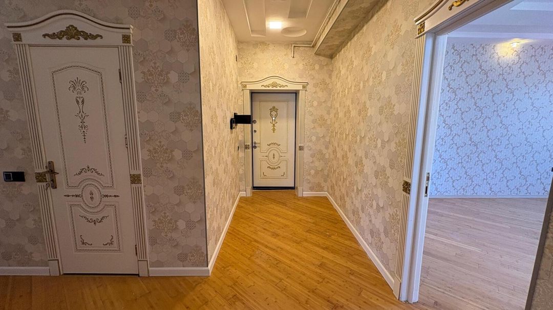 Satılır 3 otaqlı yeni tikili 130 m² — Mənzil, Bakı (9)