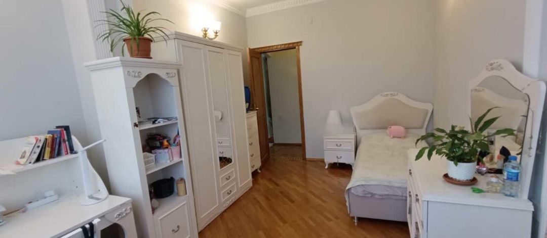 Satılır 4 otaqlı yeni tikili 200 m² — Mənzil, Bakı (10)