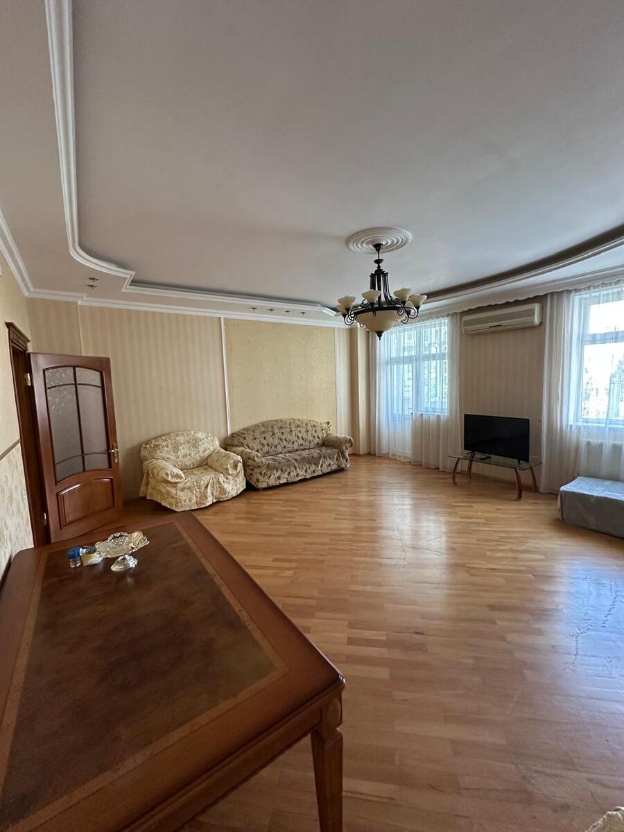 İcarəyə verilir 3 otaqlı yeni tikili 135 m² — Mənzil, Bakı (5)