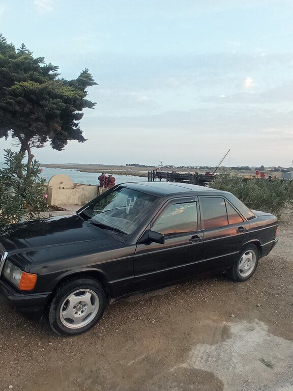 Mercedes 190, 2.0 L, 1990 il, 570 023 km 10-OT-058 — Avtomobillər, Bakı (2)
