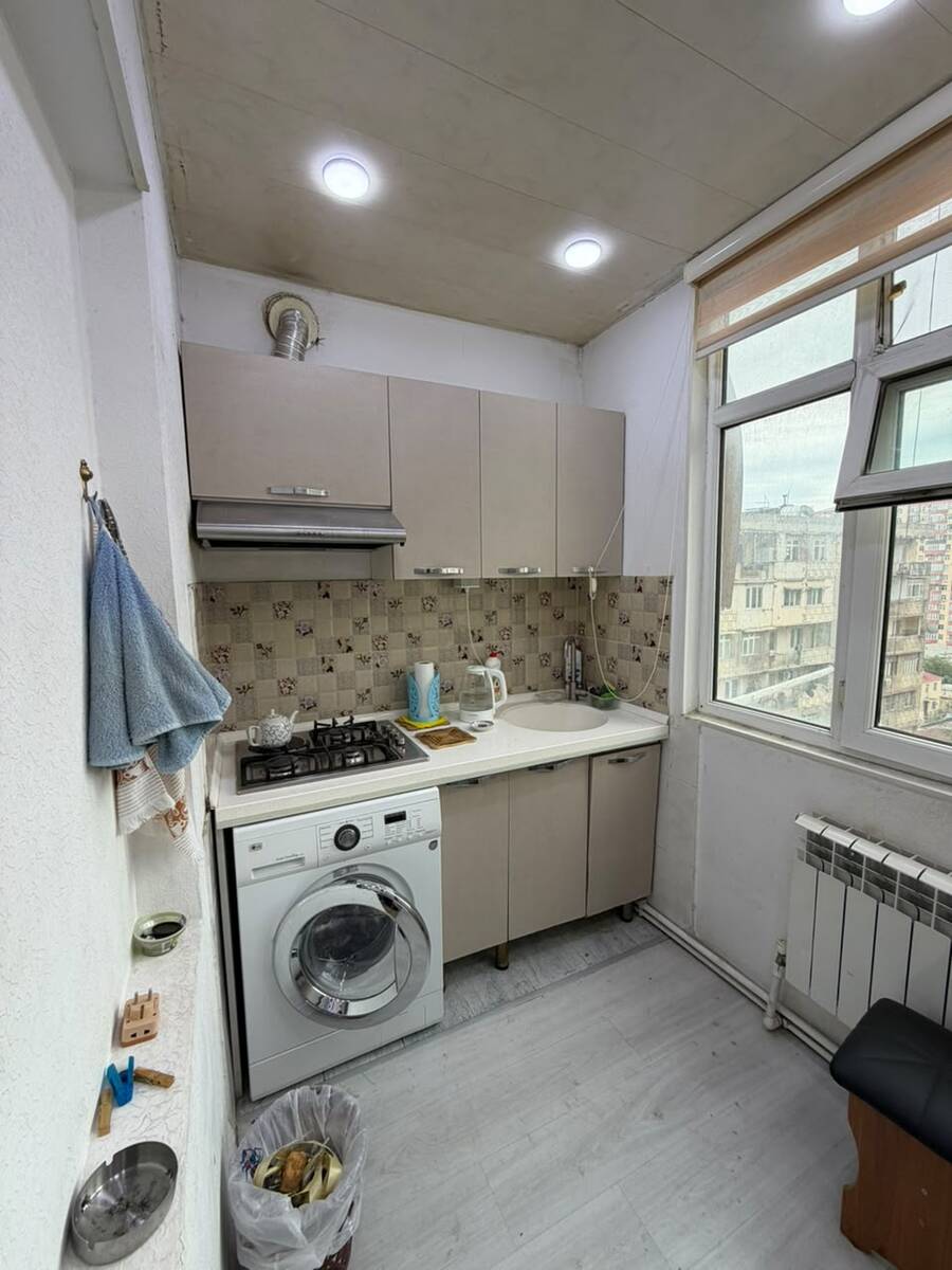 Satılır 2 otaqlı köhnə tikili 50 m² — Mənzil, Bakı (10)