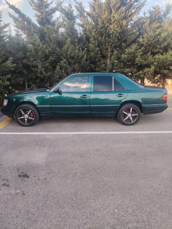 Mercedes 220 E, 2.2 L, 1995 il, 457 000 km 10-LB-526 — Avtomobillər, Bakı (4)