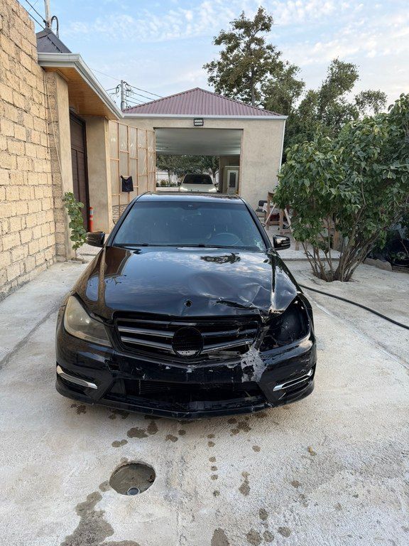 Mercedes C 250, 1.8 L, 2013 il, 184 000 km — Avtomobillər, Bakı (2)