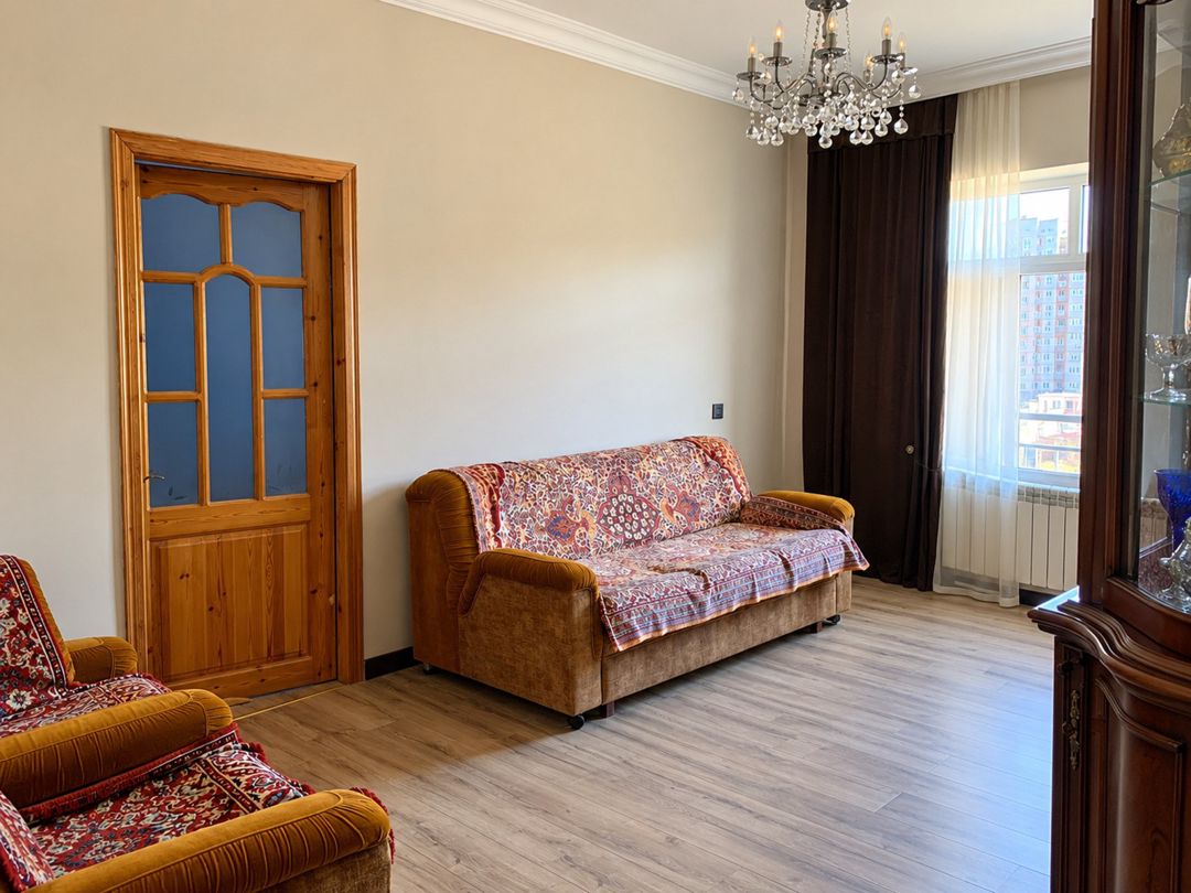 Satılır 5 otaqlı köhnə tikili 125 m² — Mənzil, Bakı (5)