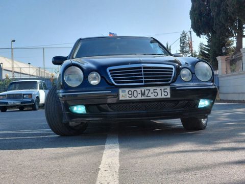 Mercedes E 240, 2.4 L, 2000 il, 300 000 km — Astara
