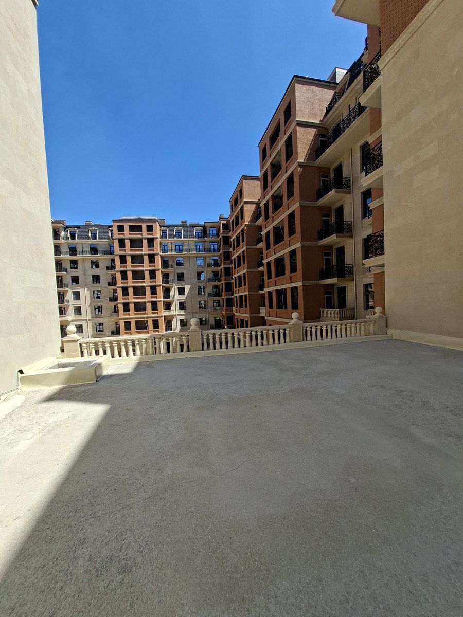 Satılır obyekt 250 m² — Əmlak, Bakı (2)