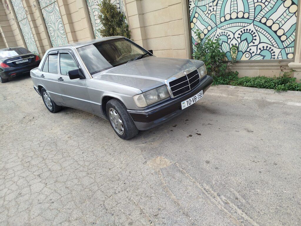 Mercedes 190, 2.0 L, 1990 il, 268 000 km 10-VB-195 — Avtomobillər, Bakı (6)