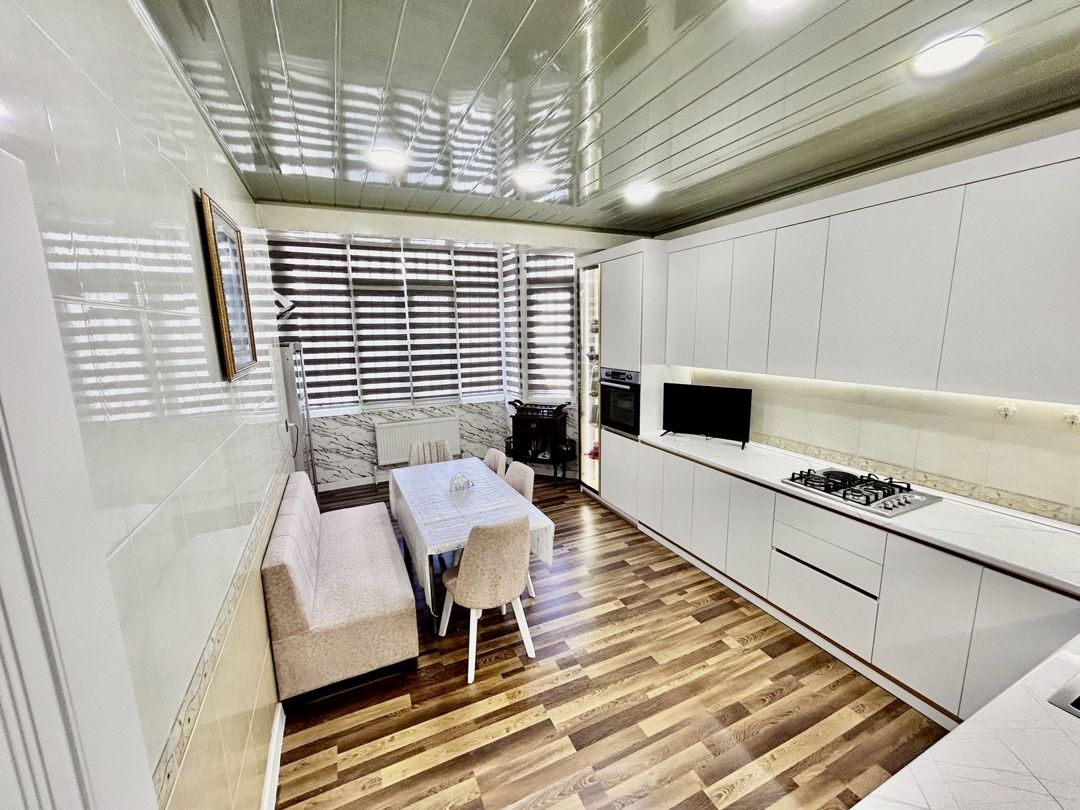 Satılır 4 otaqlı yeni tikili 170 m² — Mənzil, Bakı (9)
