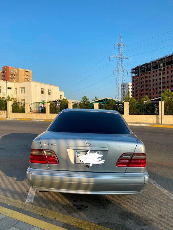 Mercedes E 320, 3.2 L, 2000 il, 312 325 km — Avtomobillər, Bakı (5)