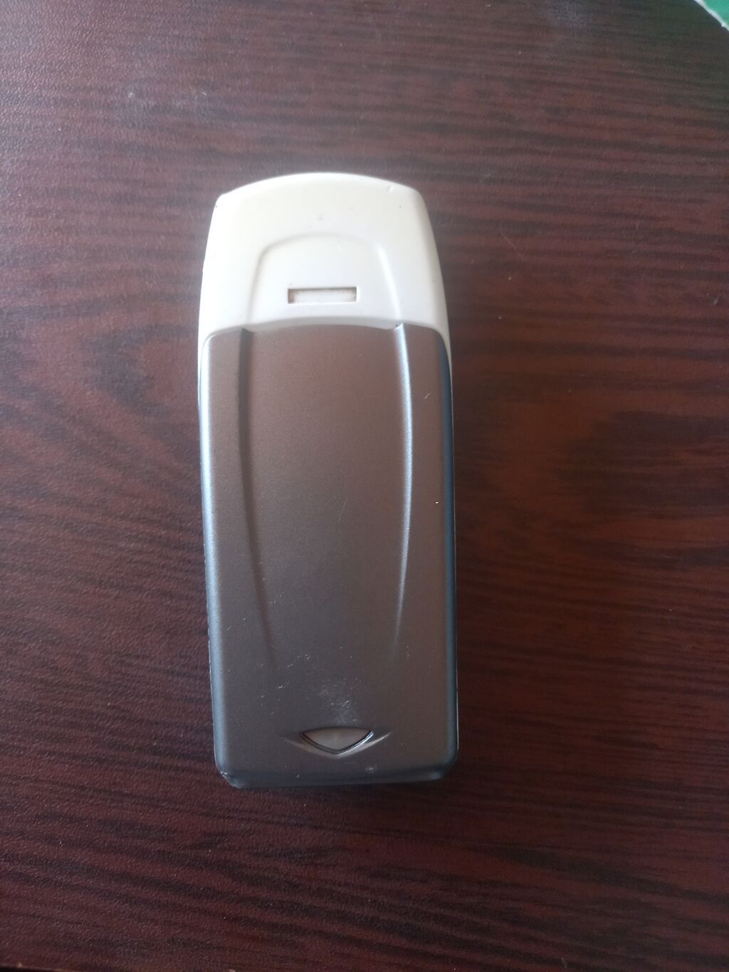 Klassik düyməli mobil telefon Xüsusiyyətlər: - Rəngli ekran — Digər smartfonlar, Masallı (2)