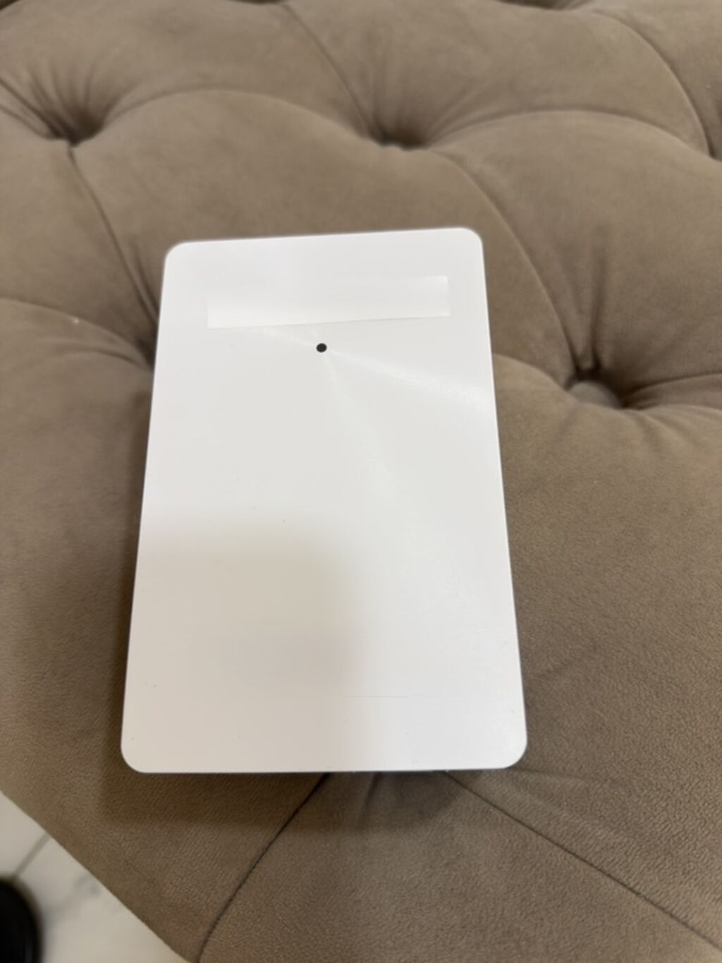 Ubiquiti UniFi Access Point/Router (model yazısı örtülü) – ağ — Şəbəkə və server avadanlığı, Xırdalan (2)