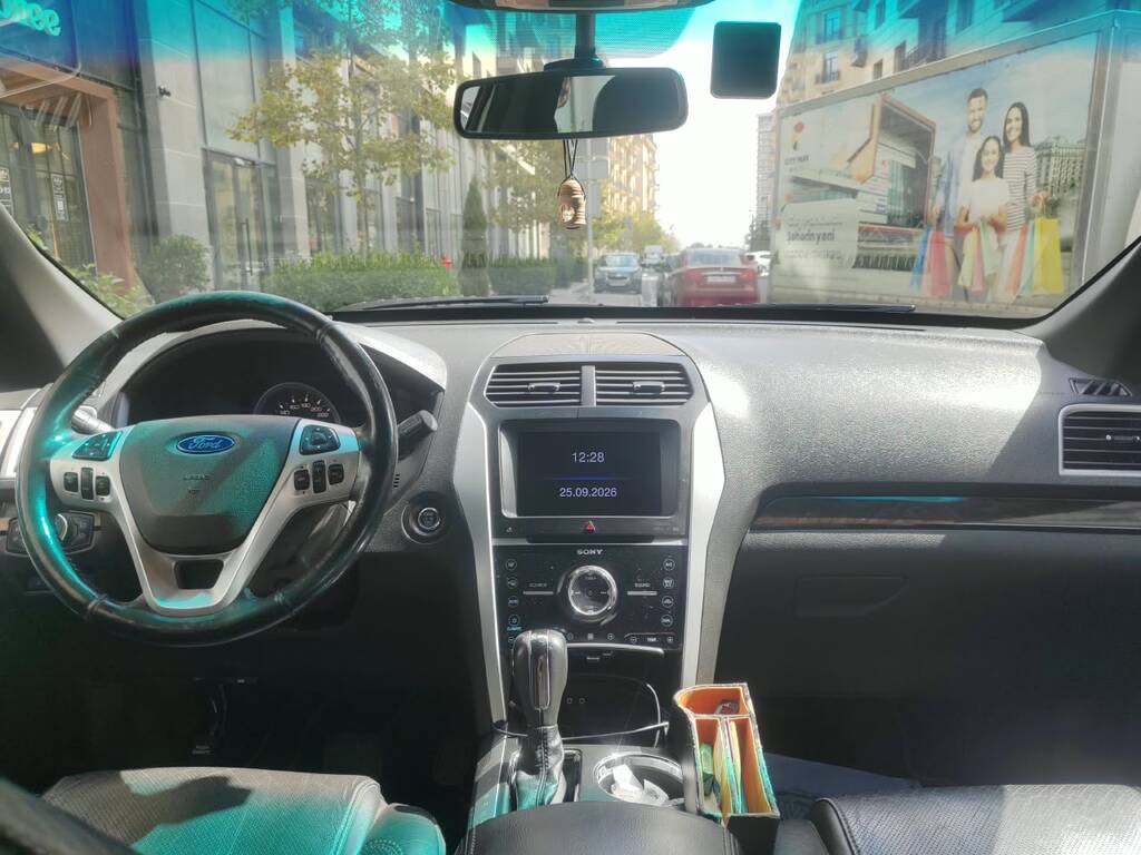 Ford Explorer, 3.5 L, 2012 il, 171 800 km 77-CG-837 — Avtomobillər, Bakı (9)