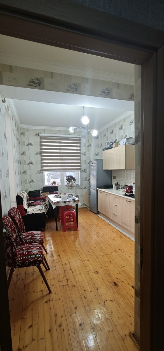3 otaqlı mənzil 95 m² satılır — Mənzil, Bakı (10)
