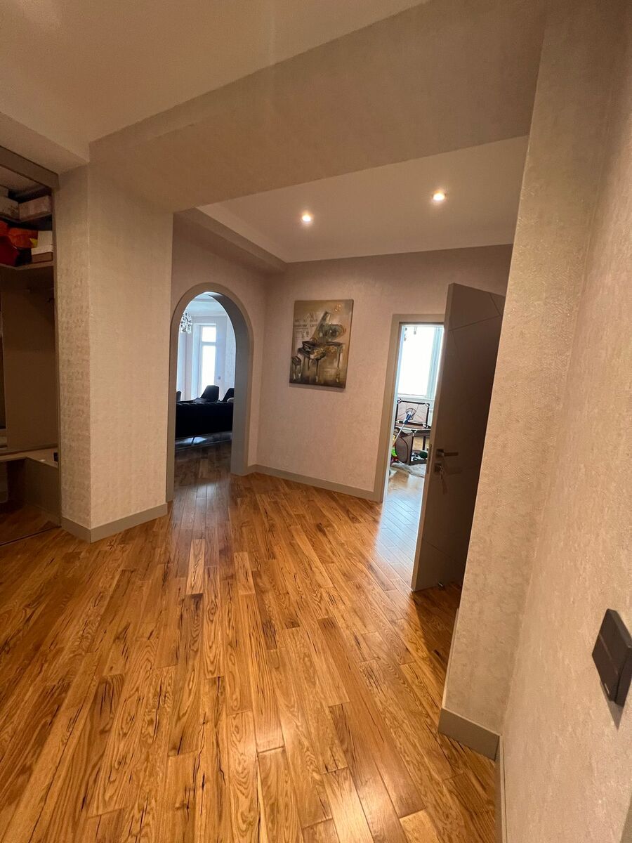 Satılır 4 otaqlı yeni tikili 200 m² — Mənzil, Bakı (5)