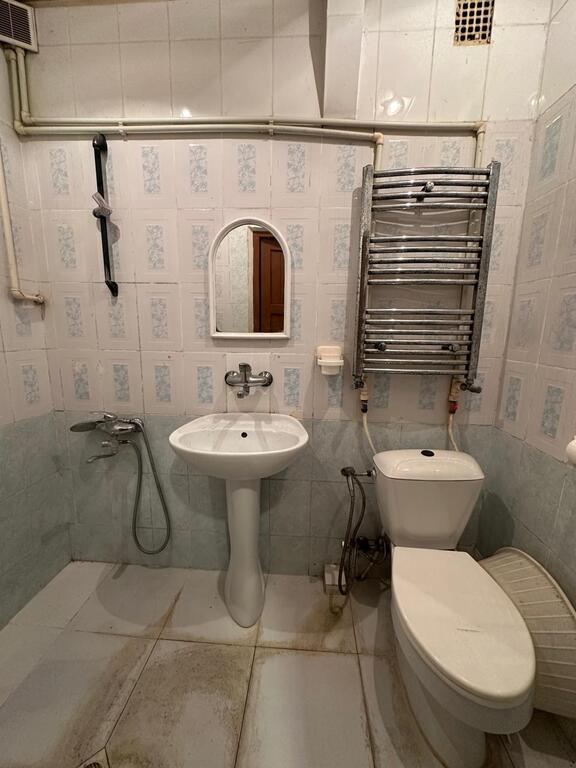 Satılır 2 otaqlı köhnə tikili 58 m² — Mənzil, Bakı (8)