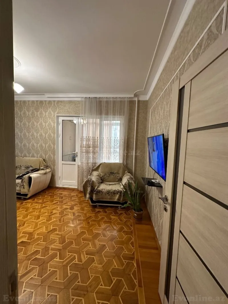 Satılır 4 otaqlı Mənzil Köhnə tikili 110 m² Bakı, Yasamal r., İnşaatçılar m — Mənzil, Bakı (8)