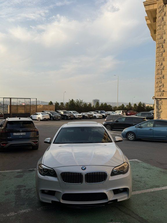 BMW 528, 2.0 L, 2015 il, 236 450 km — Avtomobillər, Bakı (8)