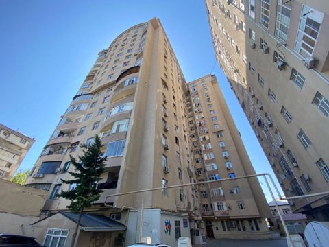 Satılır 3 otaqlı yeni tikili 114 m² — Bakı