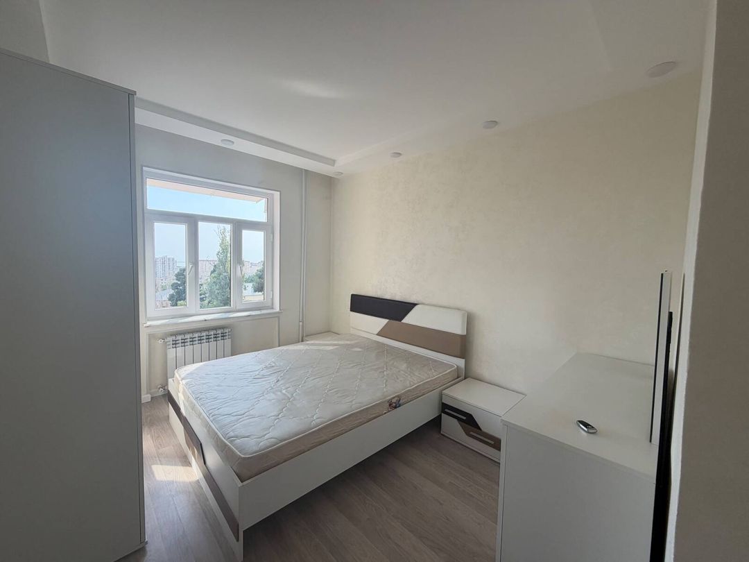 Satılır 2 otaqlı köhnə tikili 60 m² — Mənzil, Bakı (3)