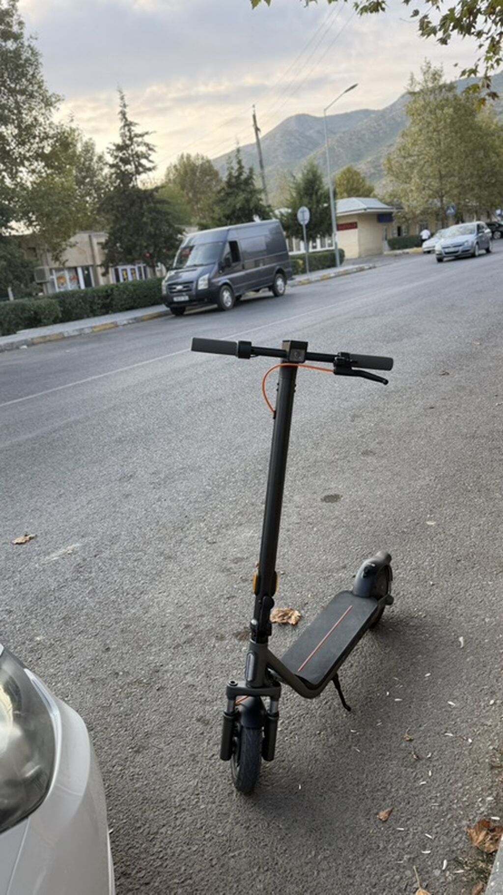 İşlənmiş Elektrik samokat 10", 351 - 500 Vt, 16 - 25 km/s, Pulsuz çatdırılma — Skuterlər, Ağsu